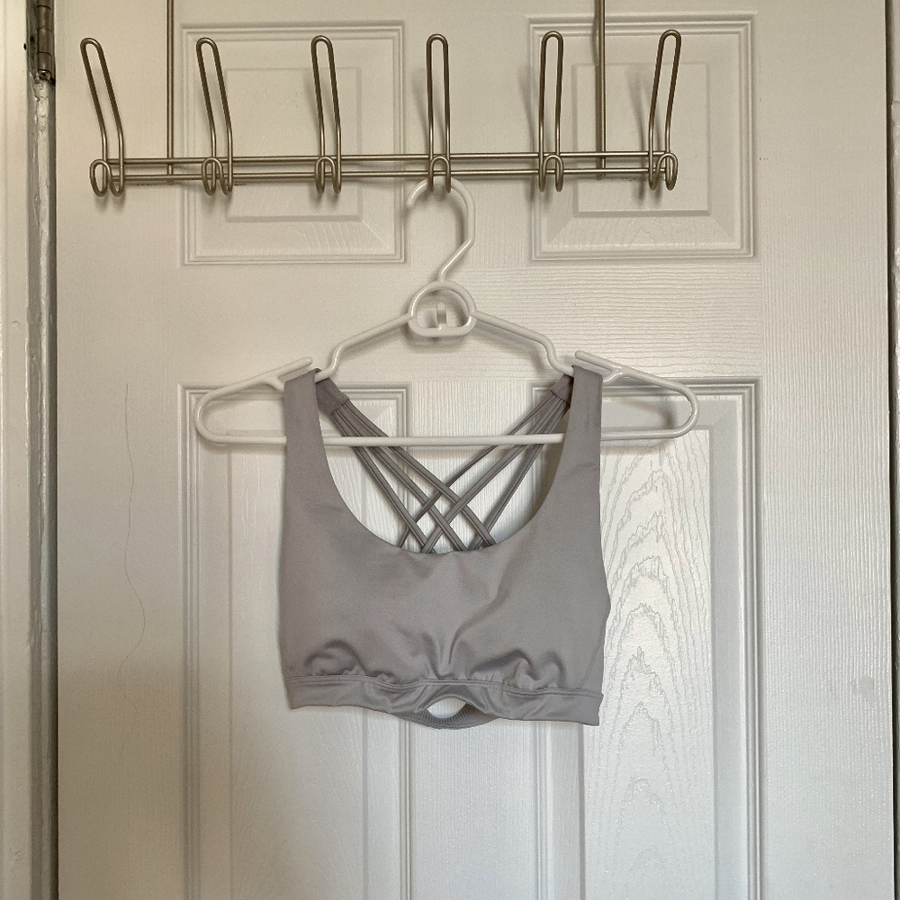 Victoria Sport Bra in Women